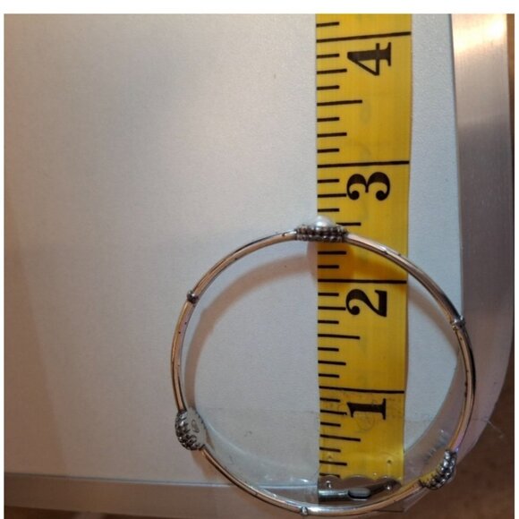 Brighton Silver-Plated Pearl Bangle Bracelet Beaded Accents with Heart Tin Gift - Picture 8 of 9